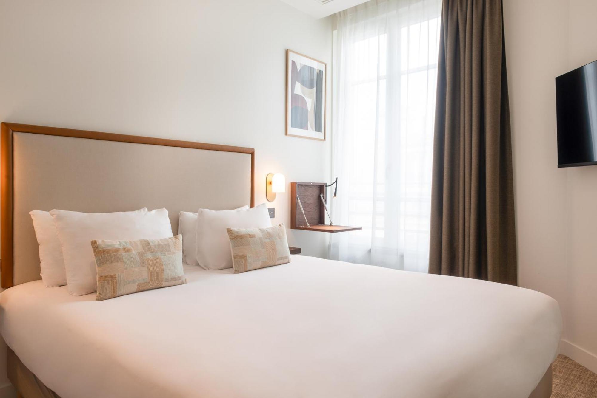 Le Lampika Hotel باريس الغرفة الصورة