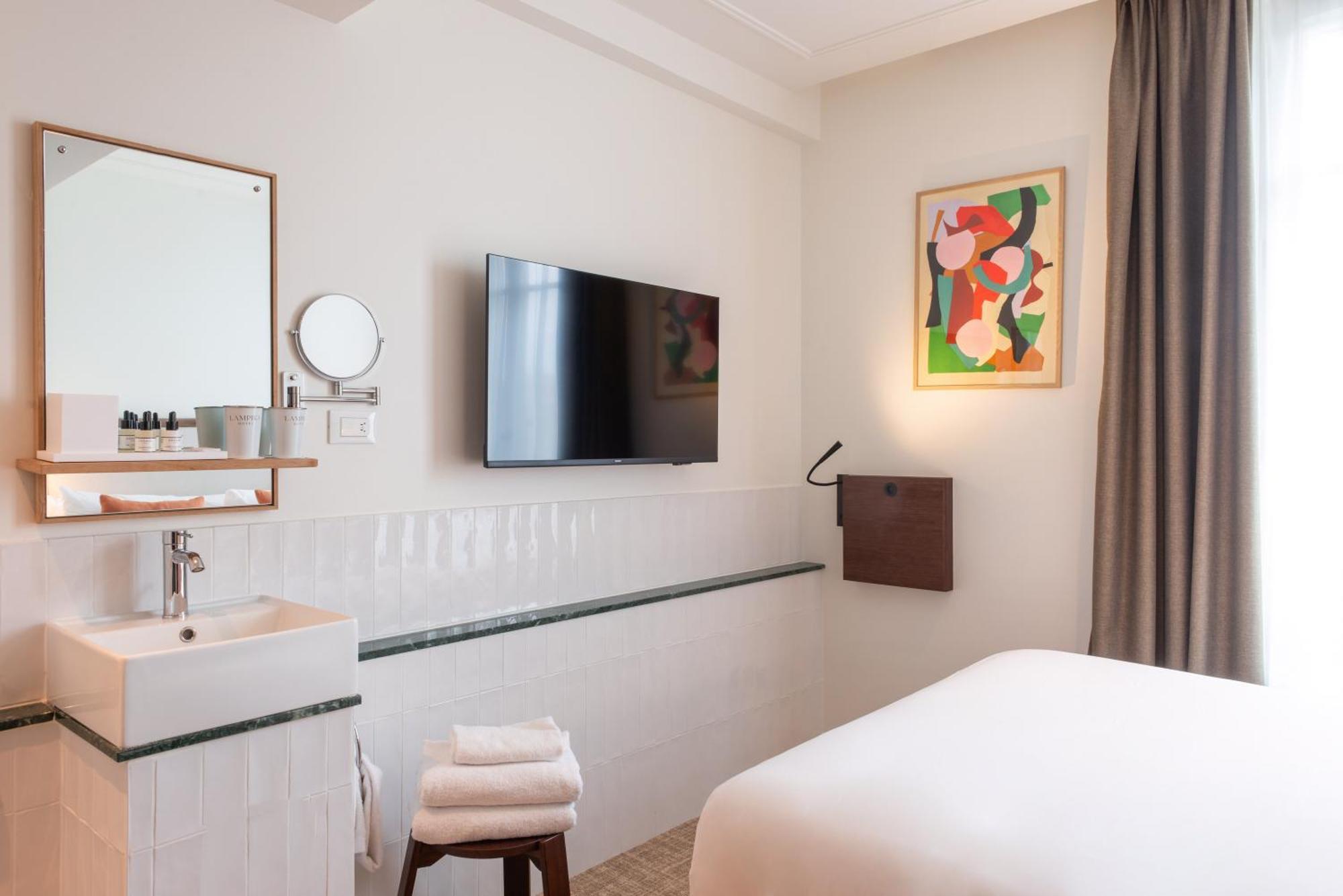 Le Lampika Hotel باريس الغرفة الصورة